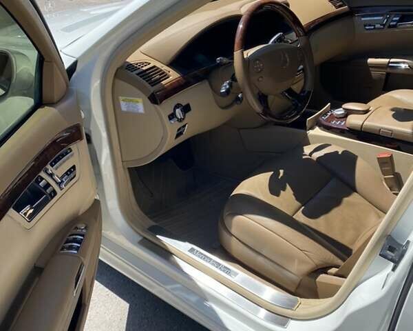 Мерседес С Класс, объемом двигателя 5.5 л и пробегом 142 тыс. км за 16500 $, фото 4 на Automoto.ua