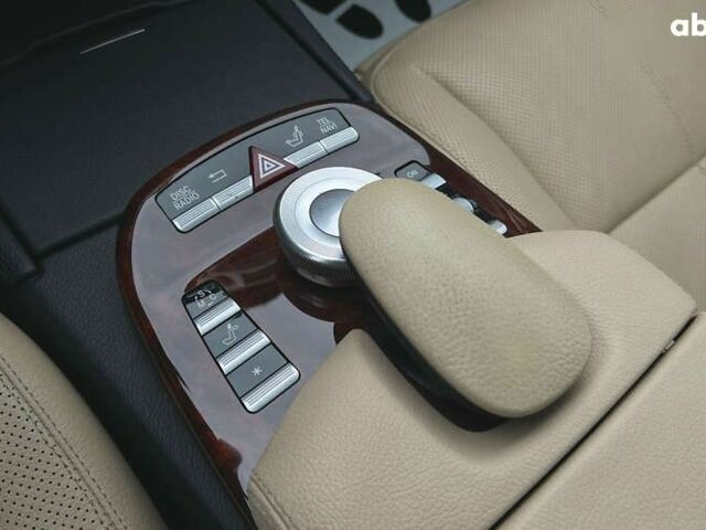 Мерседес С Класс, объемом двигателя 4.7 л и пробегом 123 тыс. км за 15500 $, фото 16 на Automoto.ua