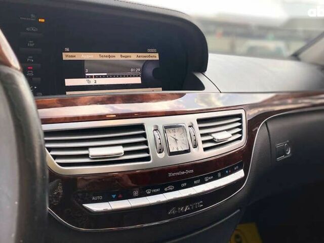 Мерседес С Класс, объемом двигателя 5.5 л и пробегом 290 тыс. км за 19100 $, фото 20 на Automoto.ua