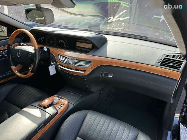 Мерседес С Класс, объемом двигателя 5.5 л и пробегом 112 тыс. км за 53000 $, фото 26 на Automoto.ua