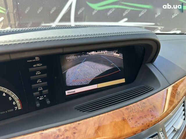 Мерседес С Класс, объемом двигателя 5.5 л и пробегом 112 тыс. км за 53000 $, фото 22 на Automoto.ua