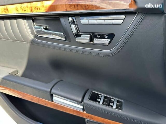 Мерседес С Класс, объемом двигателя 5.5 л и пробегом 112 тыс. км за 53000 $, фото 17 на Automoto.ua