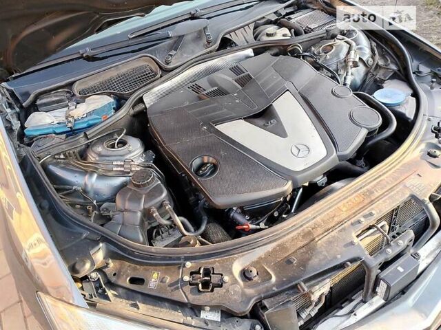 Мерседес С Класс, объемом двигателя 2.99 л и пробегом 284 тыс. км за 15000 $, фото 3 на Automoto.ua