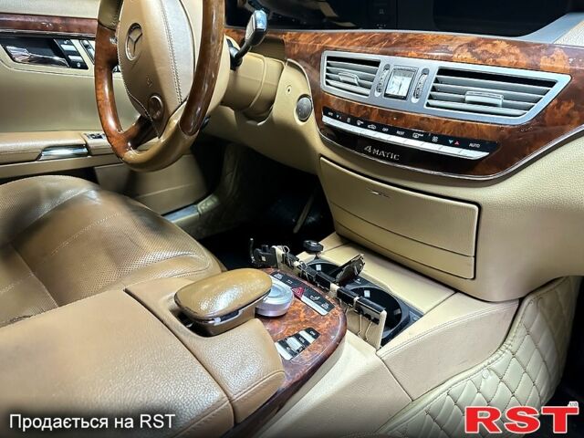 Мерседес С Класс, объемом двигателя 5.5 л и пробегом 258 тыс. км за 8999 $, фото 9 на Automoto.ua