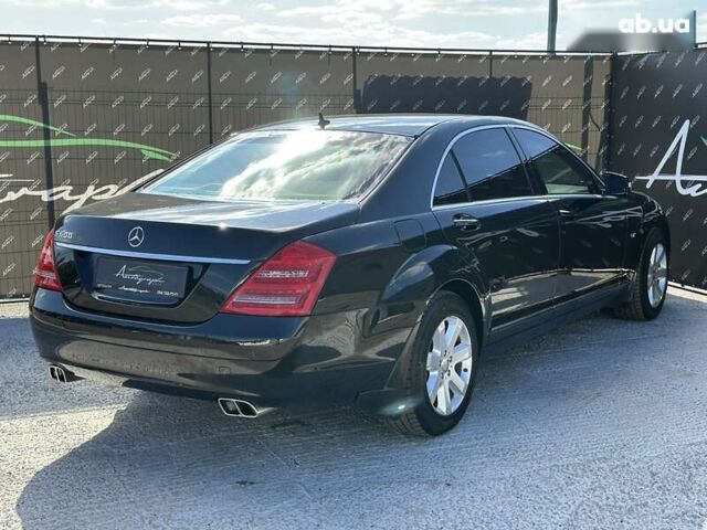 Мерседес С Класс, объемом двигателя 5.5 л и пробегом 112 тыс. км за 53000 $, фото 1 на Automoto.ua