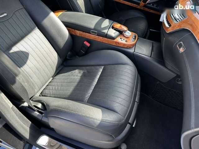 Мерседес С Класс, объемом двигателя 5.5 л и пробегом 112 тыс. км за 53000 $, фото 25 на Automoto.ua