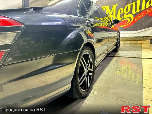 Мерседес С Класс, объемом двигателя 5.5 л и пробегом 258 тыс. км за 8999 $, фото 1 на Automoto.ua