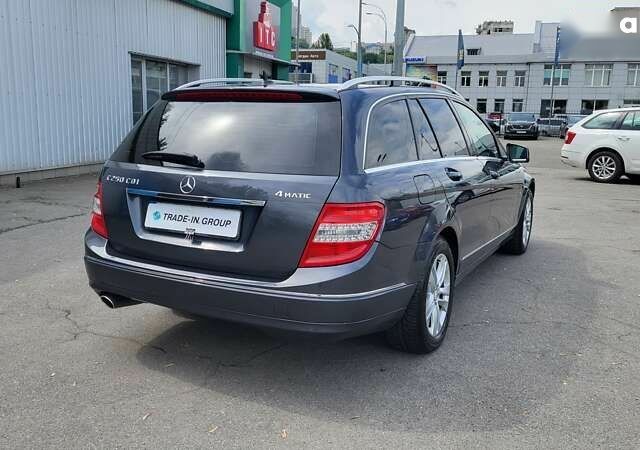 Мерседес С Класс, объемом двигателя 2.1 л и пробегом 266 тыс. км за 10500 $, фото 8 на Automoto.ua