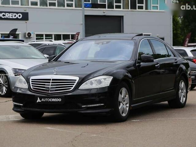 Мерседес С Класс, объемом двигателя 0 л и пробегом 300 тыс. км за 14500 $, фото 2 на Automoto.ua
