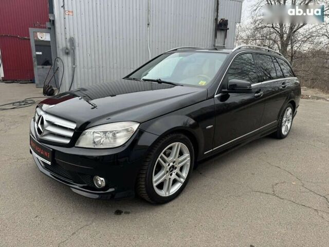 Мерседес С Класс, объемом двигателя 1.8 л и пробегом 208 тыс. км за 10750 $, фото 1 на Automoto.ua