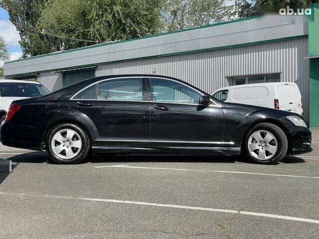 Мерседес С Класс, объемом двигателя 0 л и пробегом 300 тыс. км за 13990 $, фото 3 на Automoto.ua