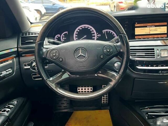 Мерседес С Клас, об'ємом двигуна 5.5 л та пробігом 280 тис. км за 22500 $, фото 26 на Automoto.ua