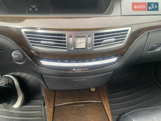 Мерседес С Клас, об'ємом двигуна 5.5 л та пробігом 218 тис. км за 14500 $, фото 28 на Automoto.ua