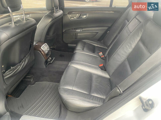 Мерседес С Клас, об'ємом двигуна 5.5 л та пробігом 218 тис. км за 14500 $, фото 18 на Automoto.ua