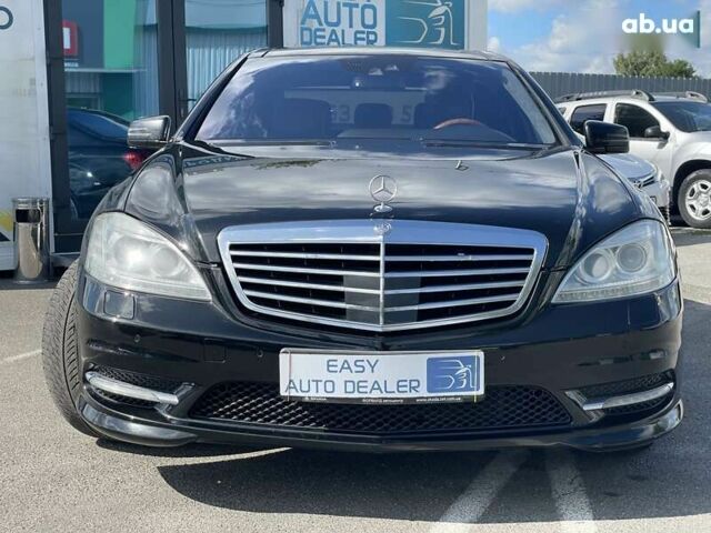 Мерседес С Класс, объемом двигателя 0 л и пробегом 300 тыс. км за 13990 $, фото 1 на Automoto.ua
