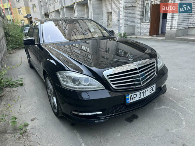Мерседес С Класс, объемом двигателя 5.5 л и пробегом 190 тыс. км за 18300 $, фото 2 на Automoto.ua