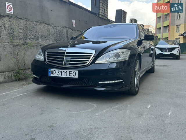Мерседес С Класс, объемом двигателя 5.5 л и пробегом 190 тыс. км за 18300 $, фото 9 на Automoto.ua