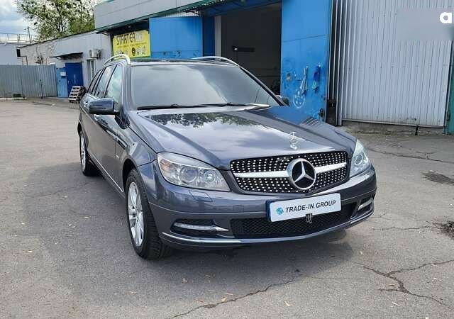 Мерседес С Клас, об'ємом двигуна 2.1 л та пробігом 266 тис. км за 10500 $, фото 4 на Automoto.ua