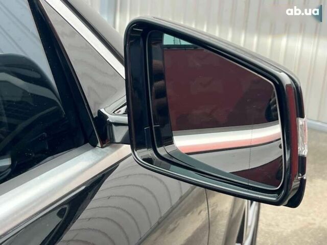 Мерседес С Клас, об'ємом двигуна 5.5 л та пробігом 280 тис. км за 22500 $, фото 27 на Automoto.ua