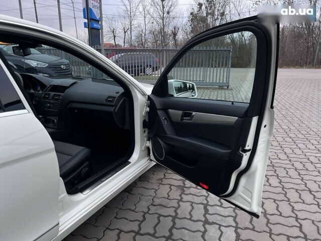 Мерседес С Клас, об'ємом двигуна 1.8 л та пробігом 221 тис. км за 8990 $, фото 27 на Automoto.ua