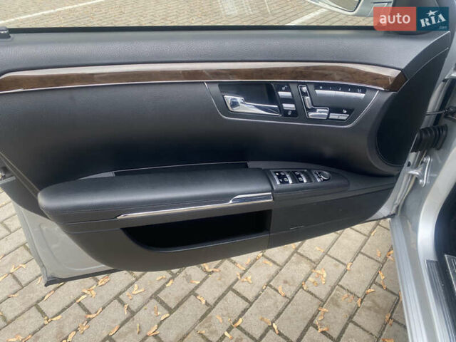 Мерседес С Клас, об'ємом двигуна 5.5 л та пробігом 218 тис. км за 14500 $, фото 15 на Automoto.ua
