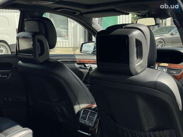 Мерседес С Класс, объемом двигателя 0 л и пробегом 300 тыс. км за 14590 $, фото 12 на Automoto.ua