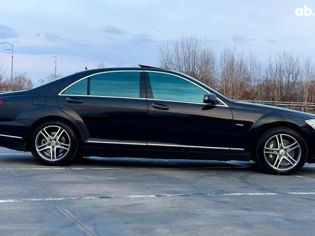 Мерседес С Класс, объемом двигателя 4.7 л и пробегом 201 тыс. км за 12700 $, фото 6 на Automoto.ua
