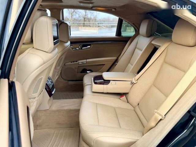 Мерседес С Класс, объемом двигателя 4.7 л и пробегом 201 тыс. км за 12700 $, фото 19 на Automoto.ua
