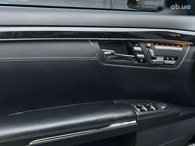 Мерседес С Клас, об'ємом двигуна 4.7 л та пробігом 227 тис. км за 16500 $, фото 20 на Automoto.ua