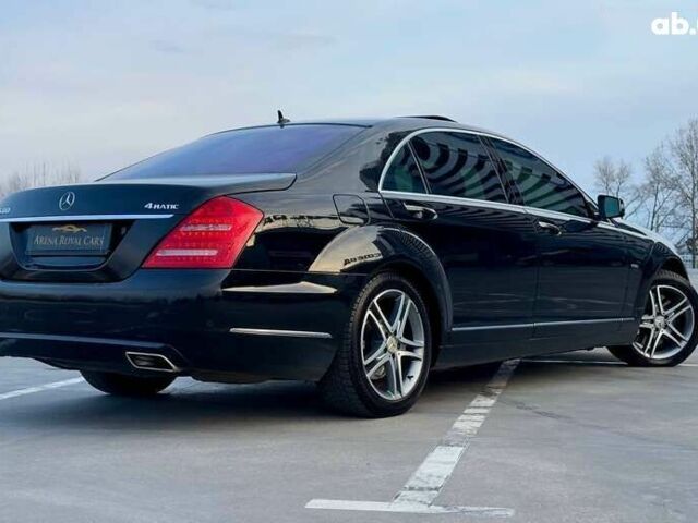 Мерседес С Класс, объемом двигателя 4.7 л и пробегом 201 тыс. км за 12900 $, фото 11 на Automoto.ua