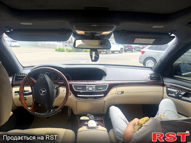 Мерседес С Класс, объемом двигателя 4.7 л и пробегом 260 тыс. км за 17500 $, фото 7 на Automoto.ua