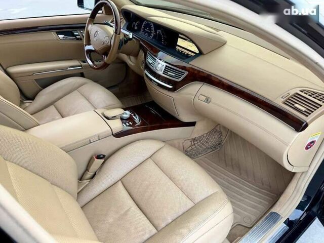 Мерседес С Класс, объемом двигателя 4.7 л и пробегом 201 тыс. км за 12700 $, фото 25 на Automoto.ua