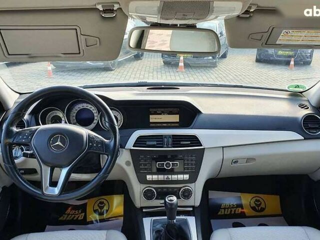 Мерседес С Класс, объемом двигателя 2.2 л и пробегом 363 тыс. км за 12790 $, фото 19 на Automoto.ua