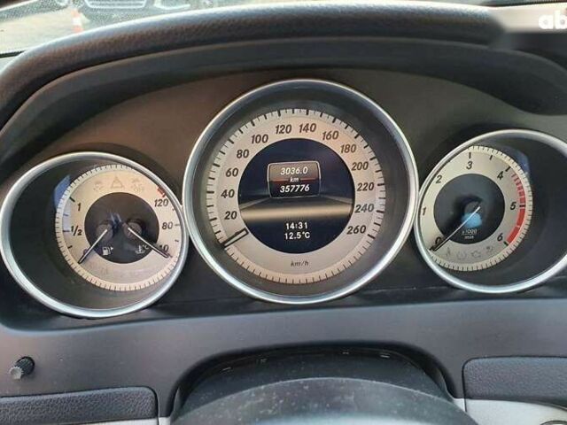 Мерседес С Класс, объемом двигателя 2.2 л и пробегом 363 тыс. км за 12790 $, фото 14 на Automoto.ua