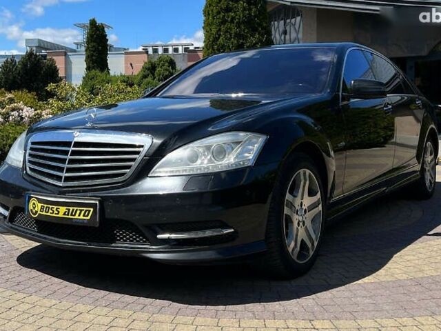 Мерседес С Класс, объемом двигателя 4.7 л и пробегом 175 тыс. км за 17550 $, фото 2 на Automoto.ua