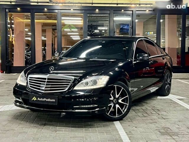 Мерседес С Клас, об'ємом двигуна 3 л та пробігом 258 тис. км за 19500 $, фото 2 на Automoto.ua