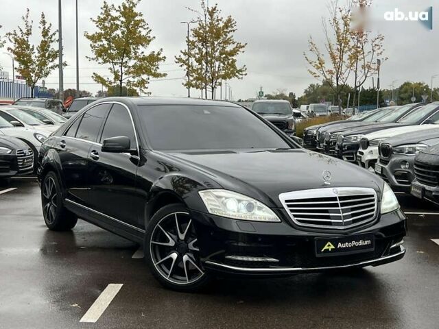 Мерседес С Клас, об'ємом двигуна 3 л та пробігом 258 тис. км за 18000 $, фото 2 на Automoto.ua