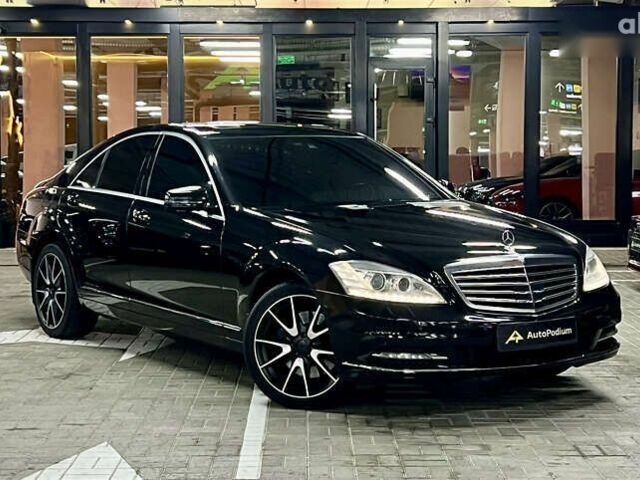 Мерседес С Клас, об'ємом двигуна 3 л та пробігом 258 тис. км за 19500 $, фото 8 на Automoto.ua