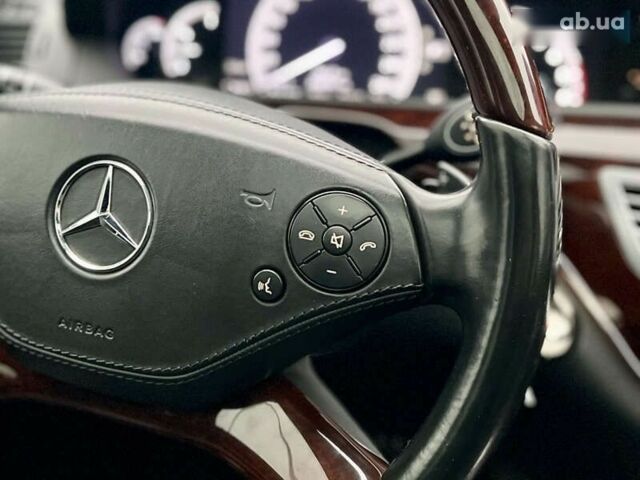 Мерседес С Класс, объемом двигателя 3 л и пробегом 258 тыс. км за 17000 $, фото 24 на Automoto.ua