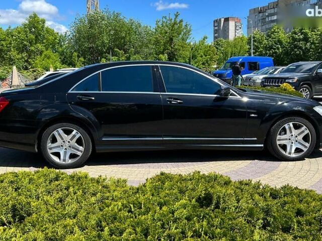 Мерседес С Класс, объемом двигателя 4.7 л и пробегом 175 тыс. км за 17550 $, фото 7 на Automoto.ua