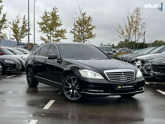 Мерседес С Клас, об'ємом двигуна 3 л та пробігом 258 тис. км за 18000 $, фото 1 на Automoto.ua