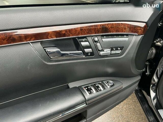 Мерседес С Клас, об'ємом двигуна 3 л та пробігом 258 тис. км за 18000 $, фото 15 на Automoto.ua