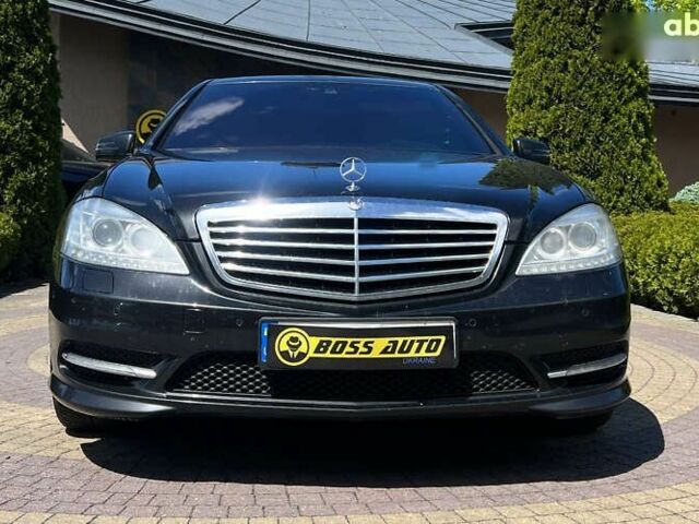 Мерседес С Класс, объемом двигателя 4.7 л и пробегом 175 тыс. км за 17550 $, фото 1 на Automoto.ua