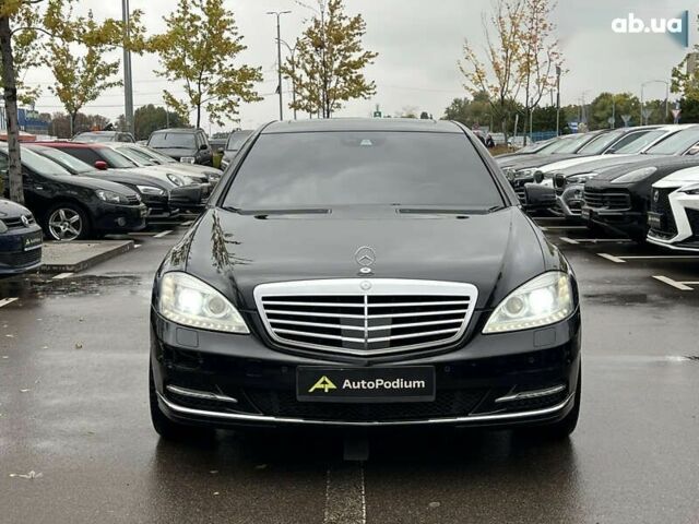 Мерседес С Клас, об'ємом двигуна 3 л та пробігом 258 тис. км за 18000 $, фото 5 на Automoto.ua