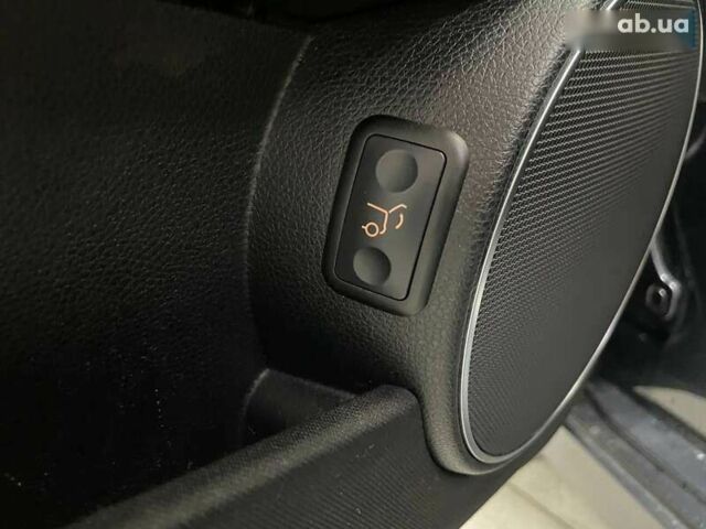 Мерседес С Клас, об'ємом двигуна 2.1 л та пробігом 306 тис. км за 10490 $, фото 19 на Automoto.ua