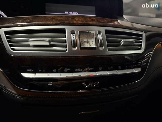 Мерседес С Класс, объемом двигателя 6 л и пробегом 120 тыс. км за 49900 $, фото 26 на Automoto.ua