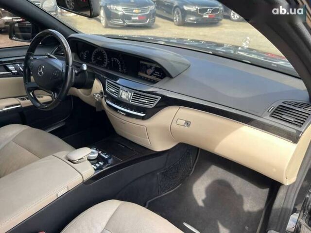 Мерседес С Класс, объемом двигателя 4.7 л и пробегом 247 тыс. км за 21990 $, фото 28 на Automoto.ua