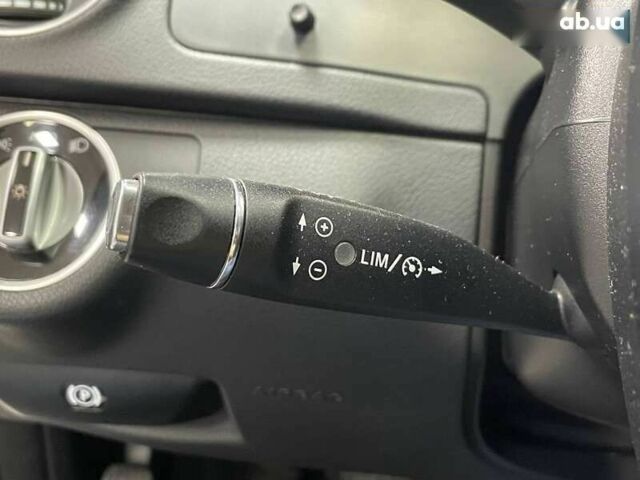 Мерседес С Клас, об'ємом двигуна 2.1 л та пробігом 306 тис. км за 10490 $, фото 23 на Automoto.ua