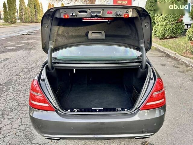 Мерседес С Клас, об'ємом двигуна 6 л та пробігом 120 тис. км за 44999 $, фото 11 на Automoto.ua