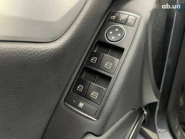 Мерседес С Клас, об'ємом двигуна 2.1 л та пробігом 306 тис. км за 10490 $, фото 18 на Automoto.ua